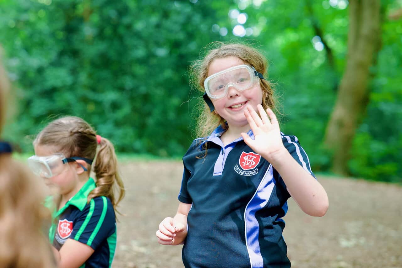 7 Ways Forest School Benefits Your Daughter